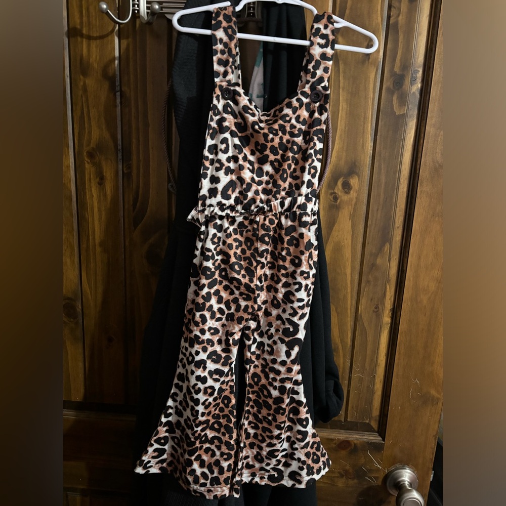 Girls jump suit